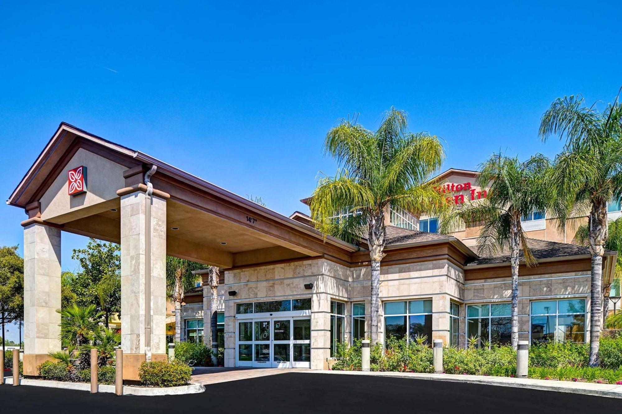 Hilton Garden Inn San Bernardino Exterior foto